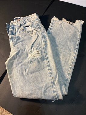 BlueSpice Distressed Light Blue Straight-Leg Ankle Women’s Jeans Size 3